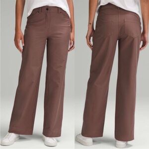 NWT Lululemon City Sleek Wide Leg Utilitech Pants Size 29